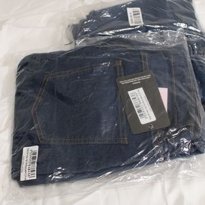 Pretty Little Thing Jean's curve